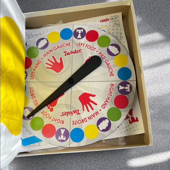 Twister Game - Picture 3 of 5